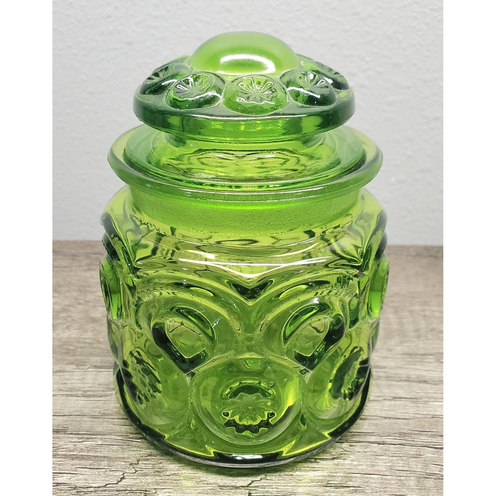L.E. Smith Moon & Stars Green Glass Apothecary Canister 5" Small Jar Lidded READ